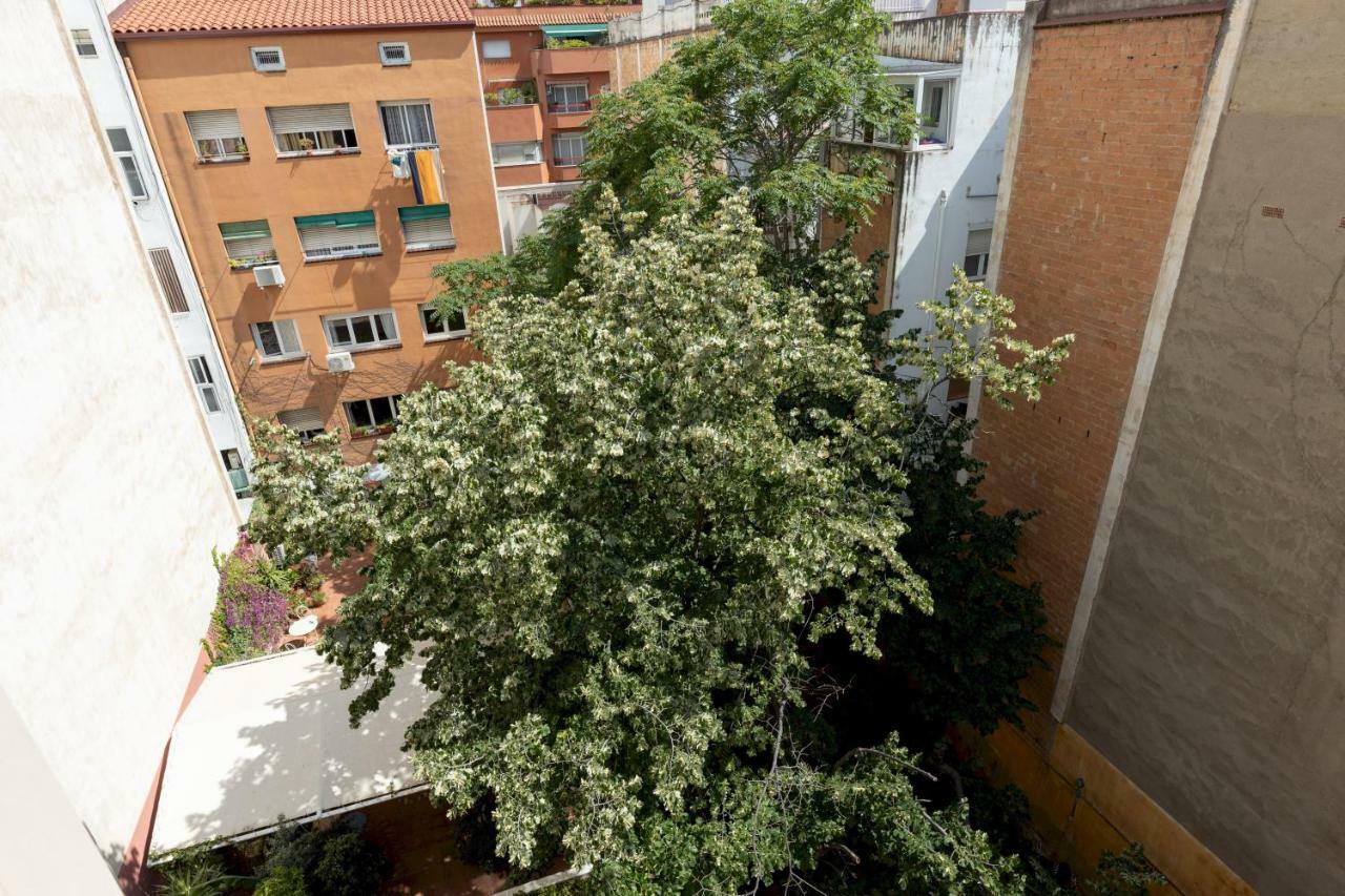 Housalia Guell & Gracia Barcelona Exterior photo